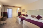 Кровать или кровати в номере Mercure Hurghada Hotel