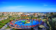 Вид на бассейн в Dana Beach Resort (Families and Couples Only) или окрестностях