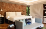 Кровать или кровати в номере Raffles Seychelles