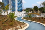 Вид на бассейн в Tonga Tower Design Hotel & Suites или окрестностях