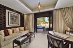 Гостиная зона в The Ritz-Carlton Ras Al Khaimah, Al Wadi Desert