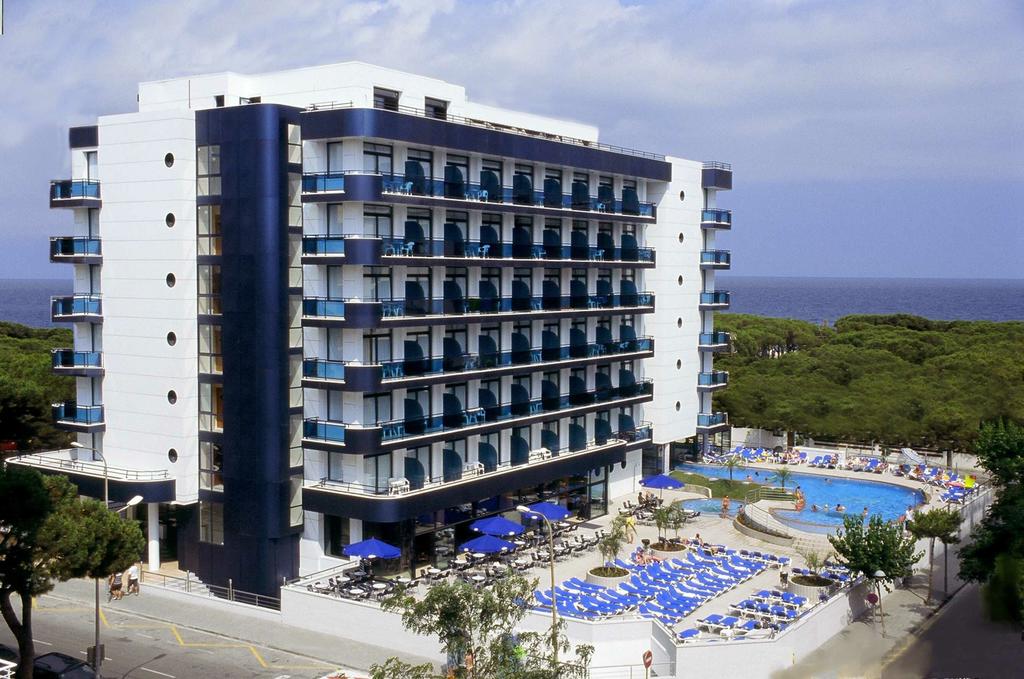 Отель Вид на бассейн в Hotel Blaucel или окрестностях