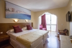 Кровать или кровати в номере Magic Villa de Benidorm