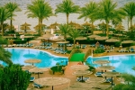 Вид на бассейн в Royal Grand Sharm Resort или окрестностях